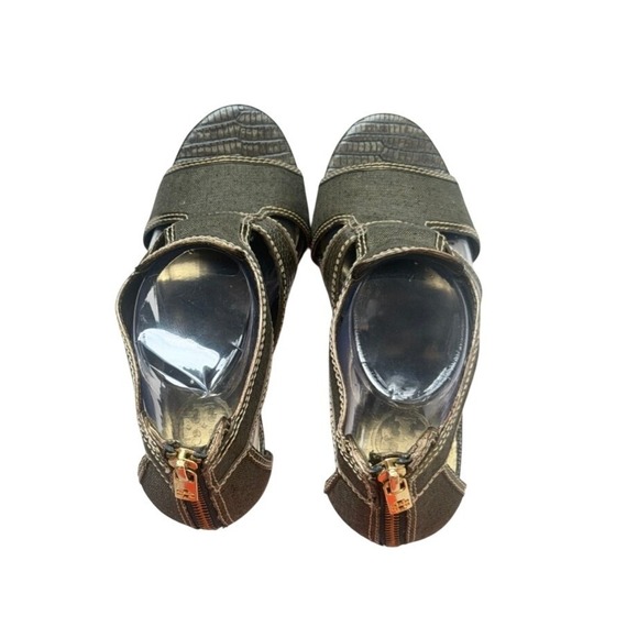 Tory Burch Edgy Statement High Heel Sandals Olive Green and Gold Size 8 - Picture 4 of 7